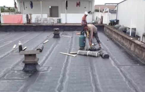 ​屋顶防水补漏怎么正确施工