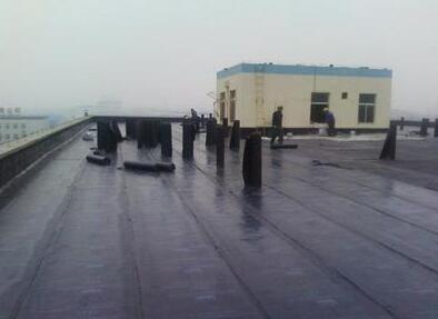 屋顶漏水如何做好防水堵漏工作